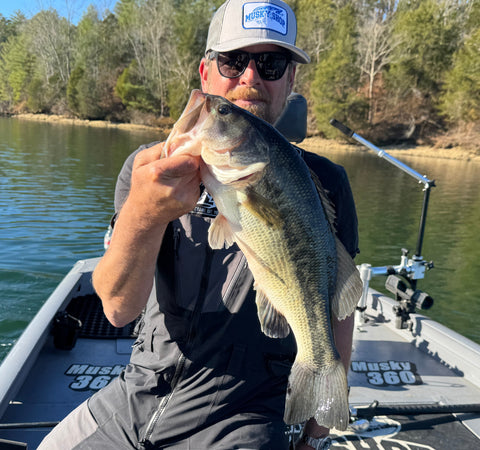 Late Fall Bass with the Vapor Deep Plus: Why Serious Anglers Stay on the Water When Everyone Else Goes Indoors&nbsp;