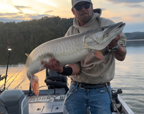 Best Topwater for Muskie Fishing: The Big Makk: The Ultimate Topwater Weapon for Fall Muskies
